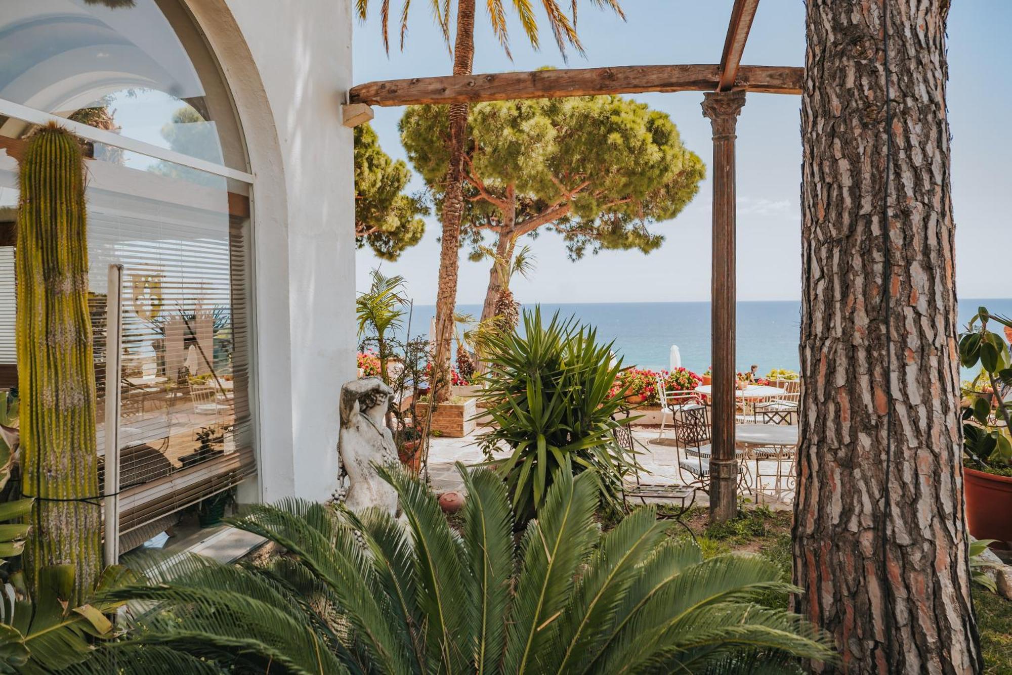 Hotel Roger De Flor By Seleqtta Lloret de Mar Exteriör bild